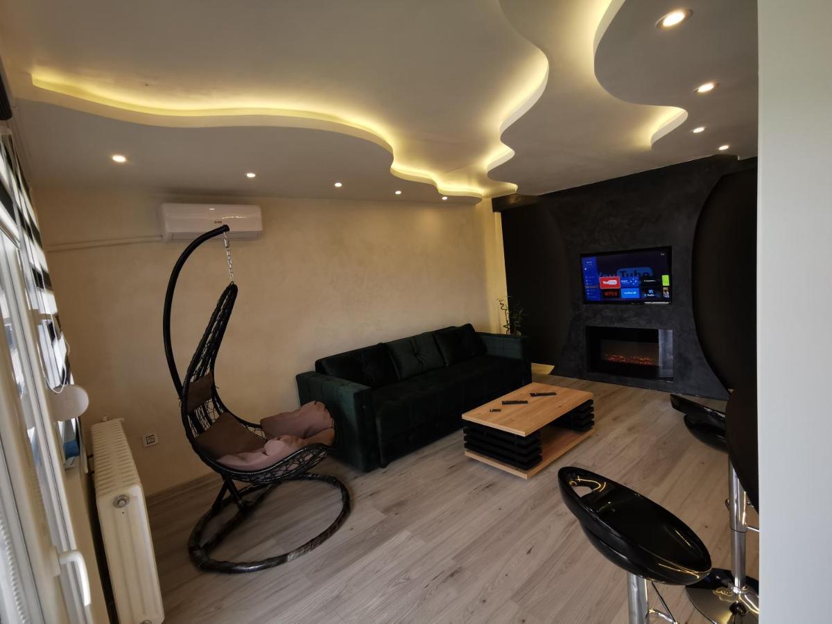 Brend New Luxurious Apartment In Downtown With Free Parking Novi Sad Exterior foto