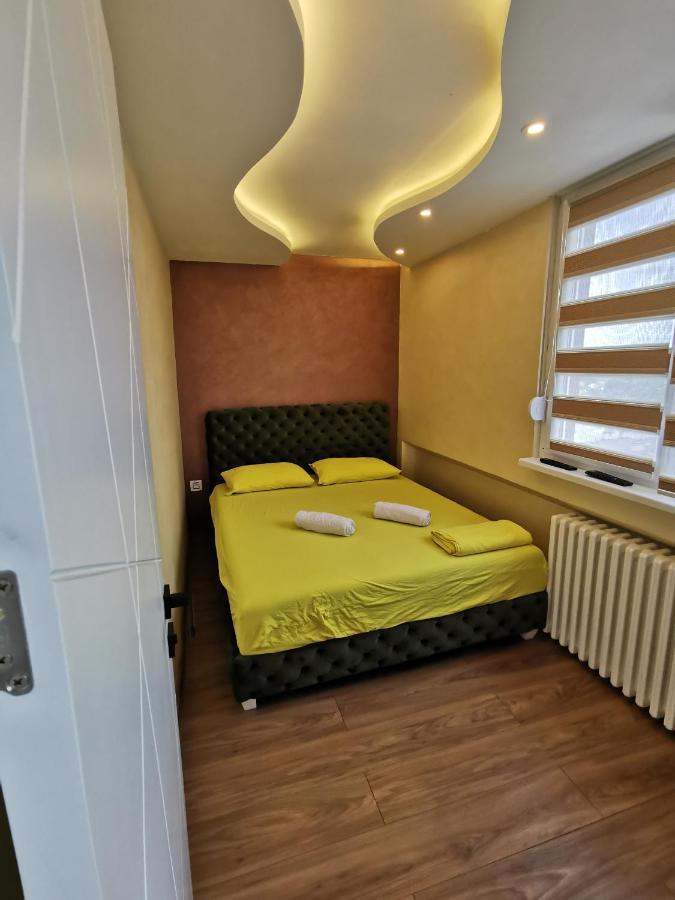 Brend New Luxurious Apartment In Downtown With Free Parking Novi Sad Exterior foto